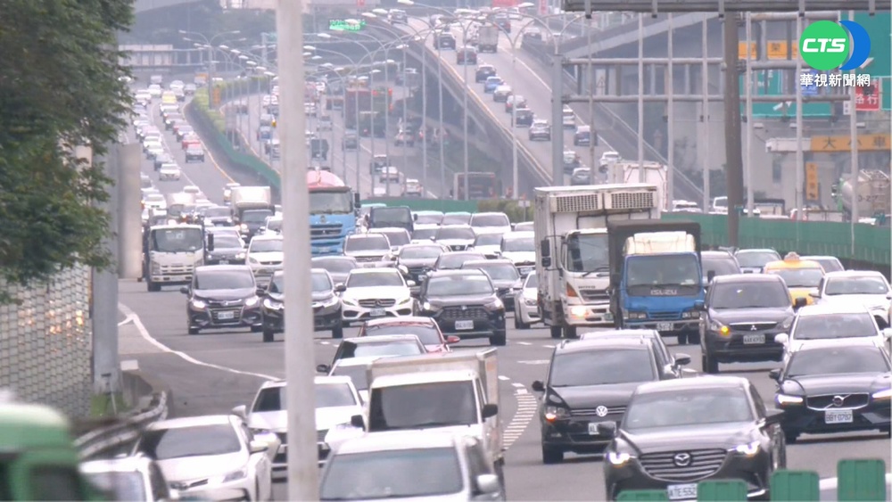 收假日國道9地雷路段 國5連塞11小時