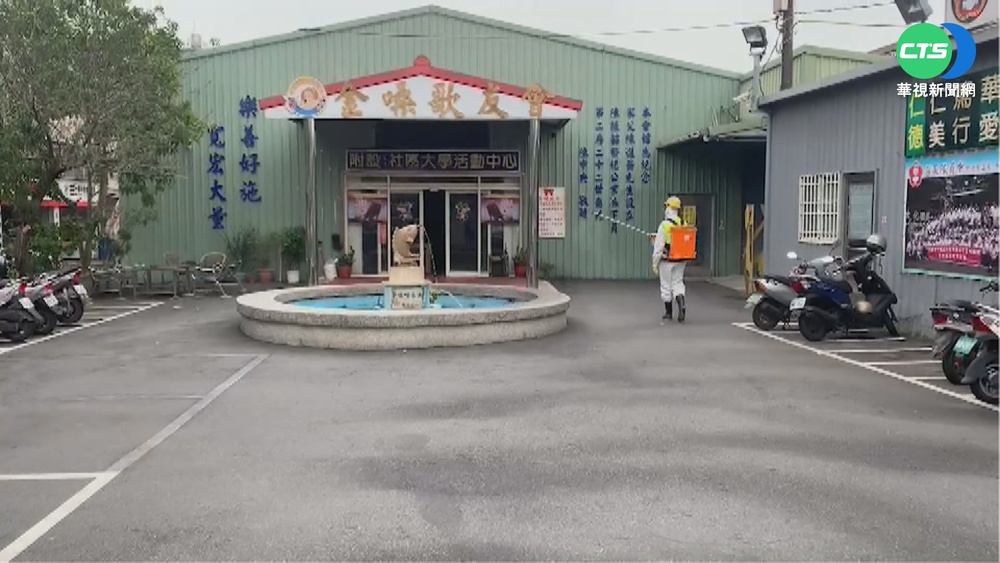 王必勝視察5篩檢站 一上午採檢400人