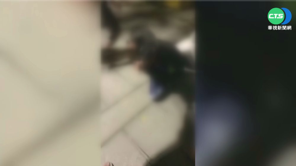 身障男遭圍毆跪地求饒 母心痛罵太殘忍