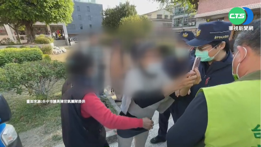 攝影機藏咖啡杯"監票" 中選會:依法處理