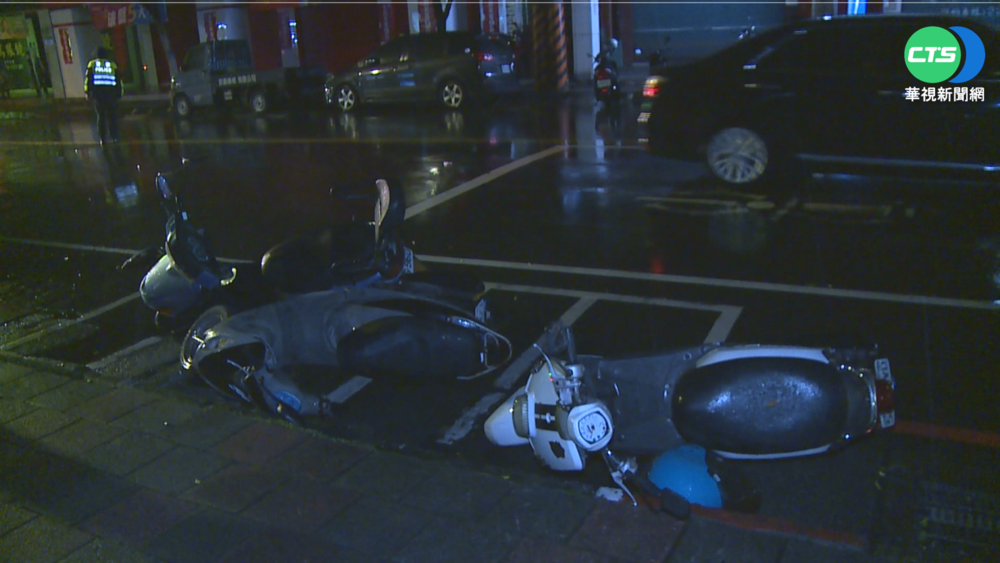 疑天雨視線差 資源回收婦遭撞命危