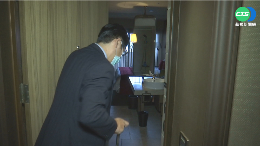 長程旅客入境驗陽直送醫 防疫旅館全額退