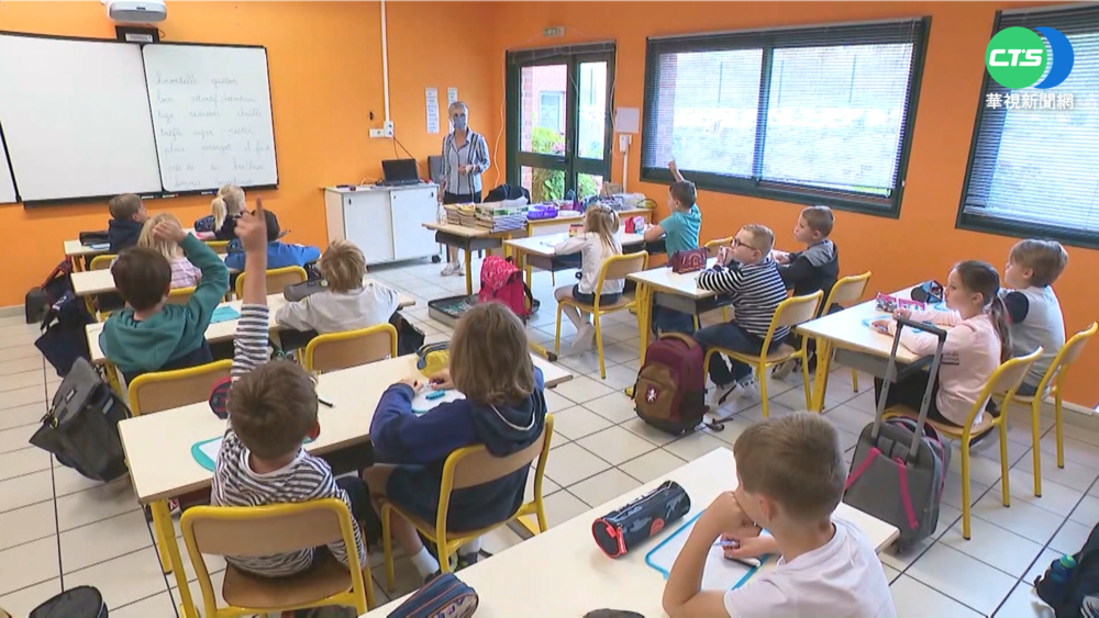 巴黎近6成老師上街 抗議防疫政策朝令夕改