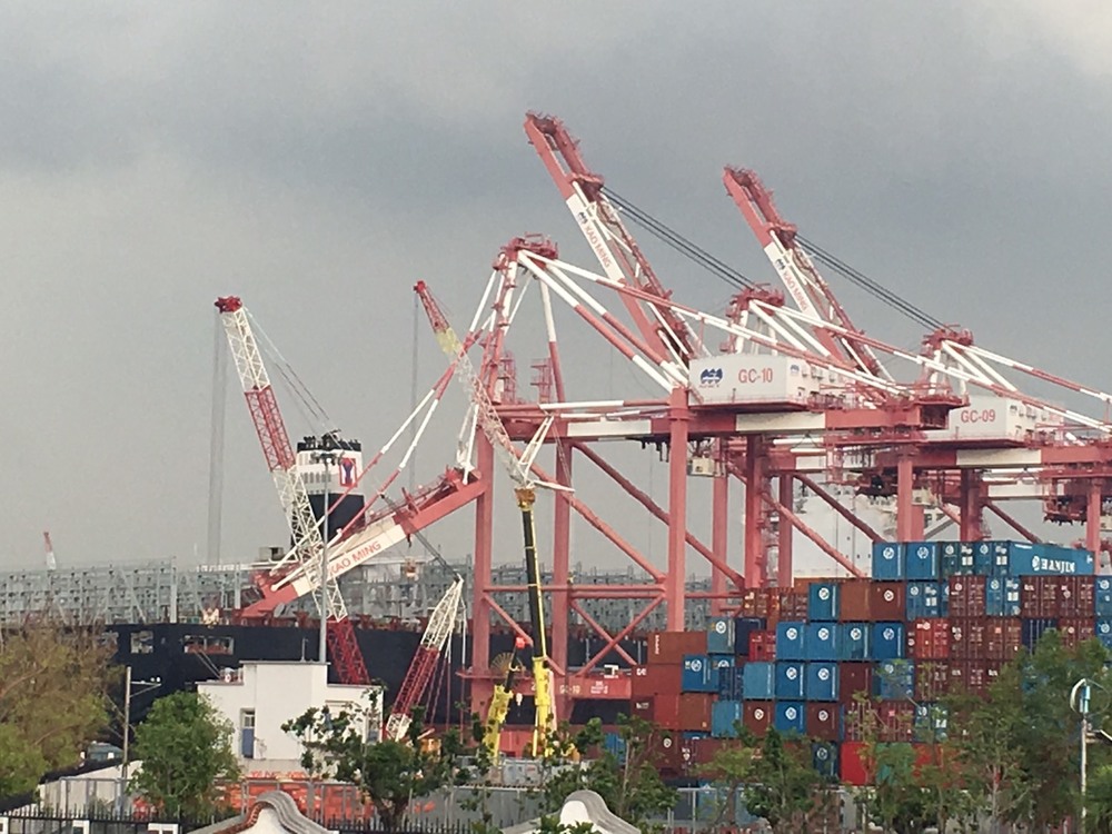 高雄港洲際碼頭傳工安意外 釀8人受傷、1人無呼吸心跳