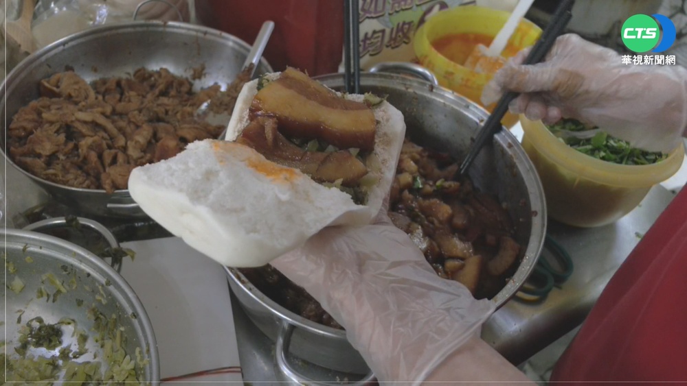 刈包店大排長龍! "尾牙"必吃原因報你知