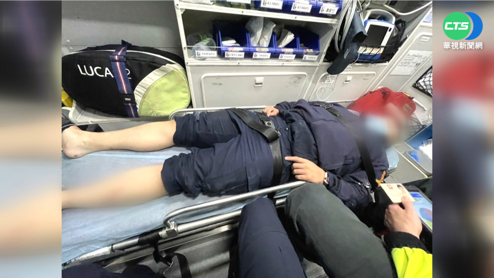 轎車深夜拒檢衝撞 警遭拖行連開2槍