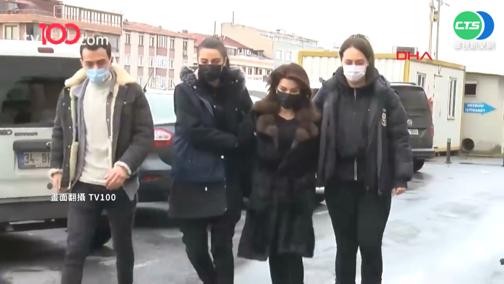 引用俗諺諷總統 土而其女記者遭逮捕