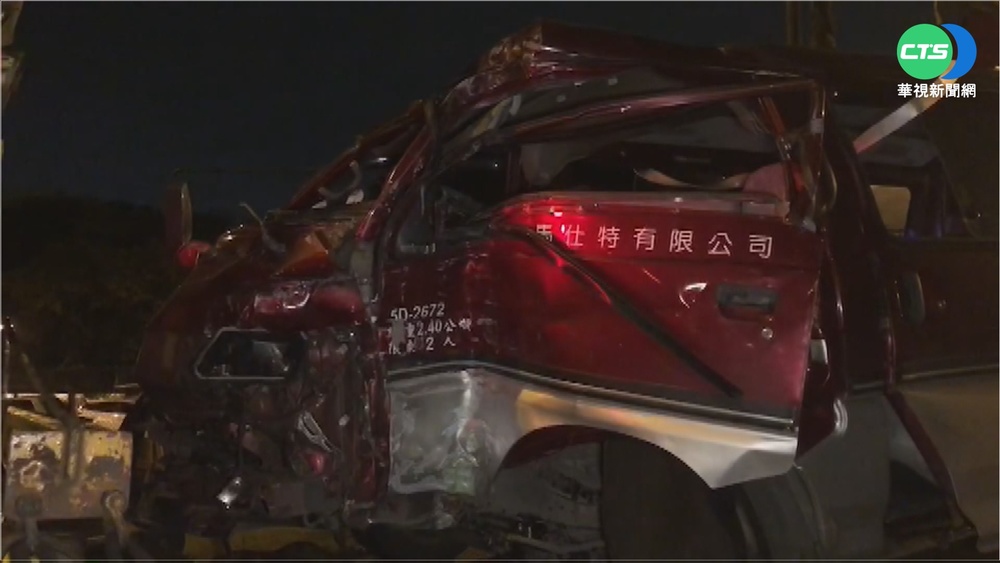 國1南下桃機段6車追撞2送醫 回堵6km