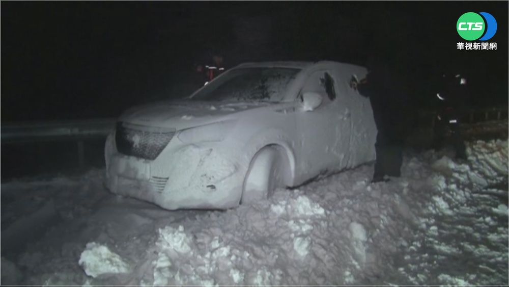 暴風侵襲伊斯坦堡 土耳其各地交通受阻