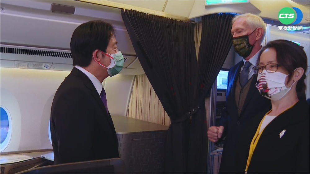 副總統首出訪抵洛杉磯 蕭美琴.莫健接機