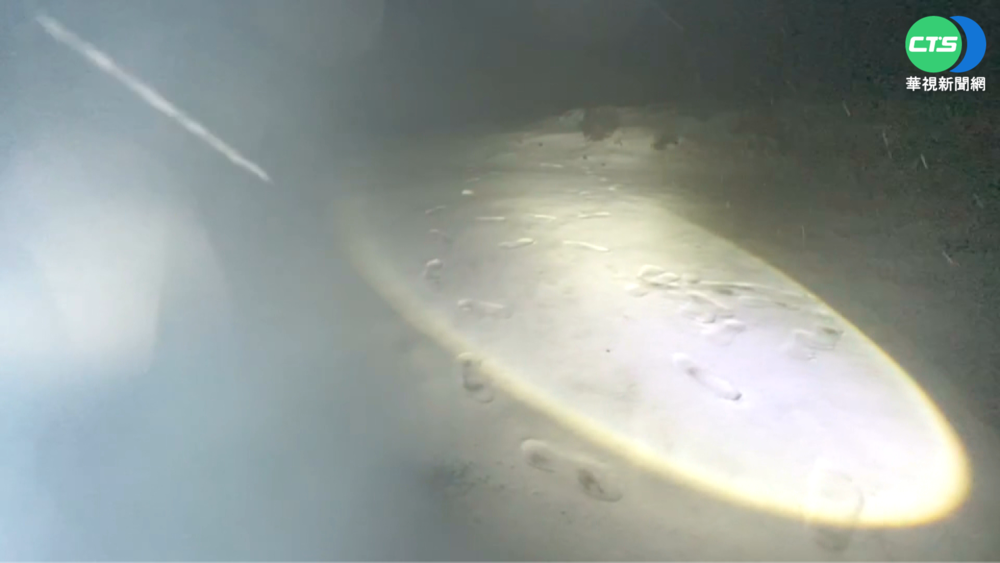 農曆春節前冷氣團來襲 玉山下雪了!