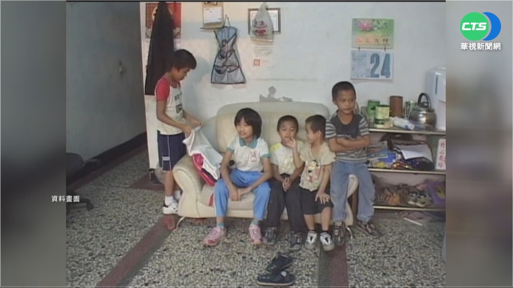 16年前"共吃一碗麵" 五姐弟長大了