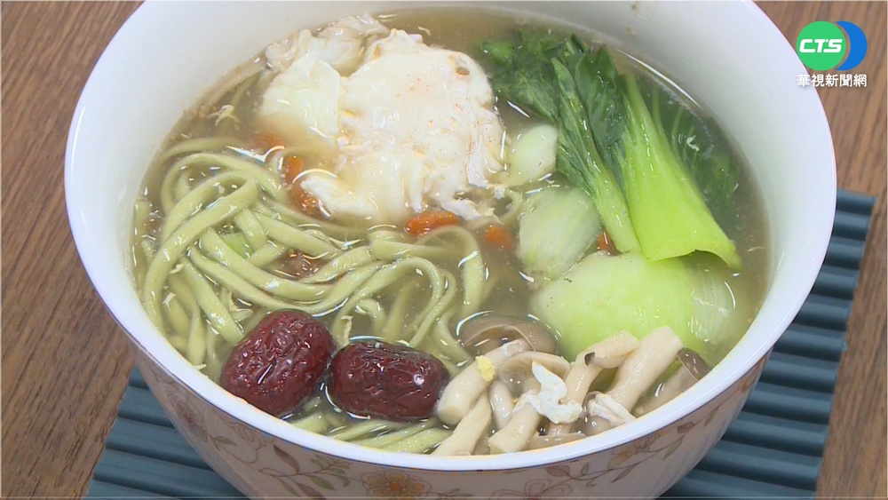 直播料理引旋風! 移工愛上台南關廟麵