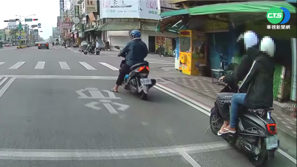 公車司機遭客訴逼車 PO片反控騎士亂鑽車縫