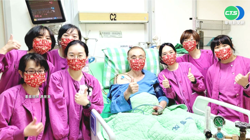 馮世寬心臟支架手術順利 PO照報平安