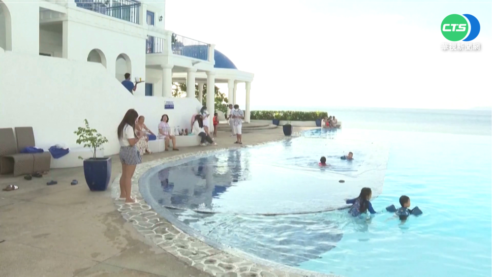 菲律賓救觀光 重新開放外國遊客入境