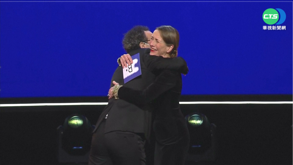 柏林影展開幕紅毯冷 大咖評審團獨撐場