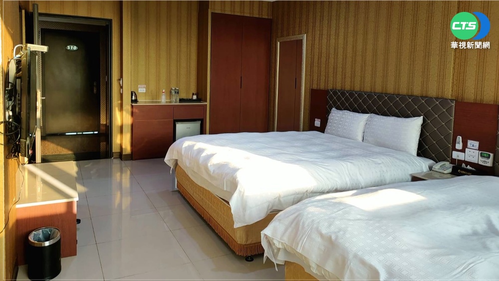 防疫旅館見蟑屍 扯! 員工開門闖房打掃