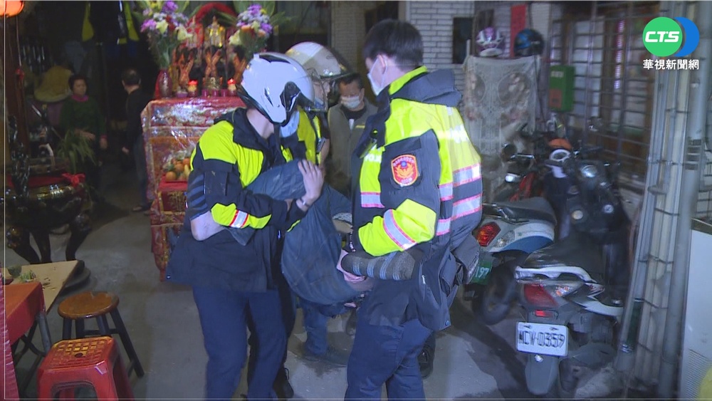 通緝犯拒檢還衝撞 警開3槍追宮廟逮人