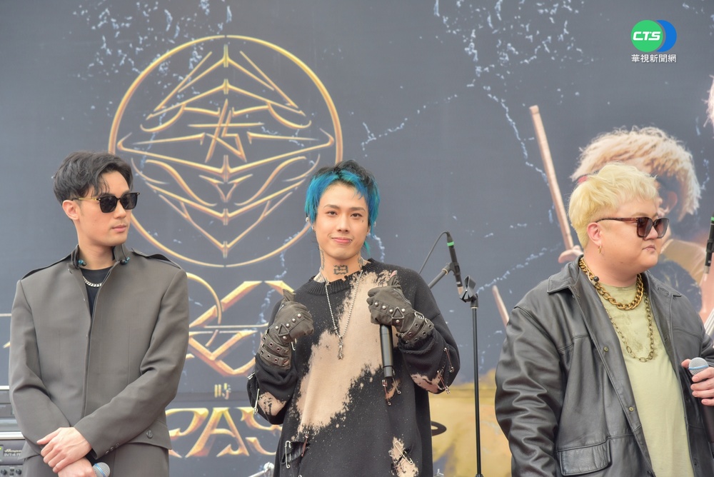 主唱阿夜（記者王尊生攝）