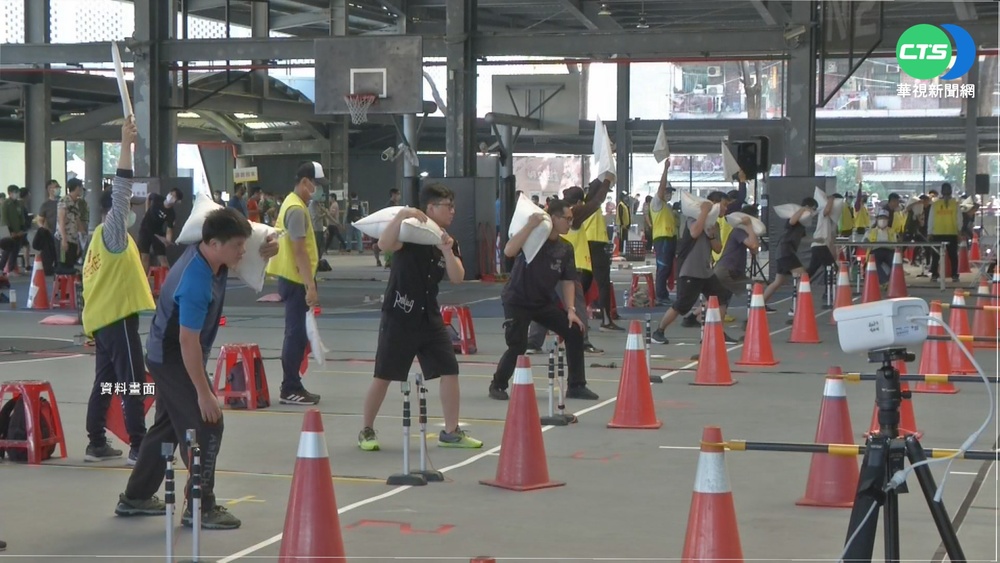 考清潔隊負重跑摔傷 54歲男嘆不公平