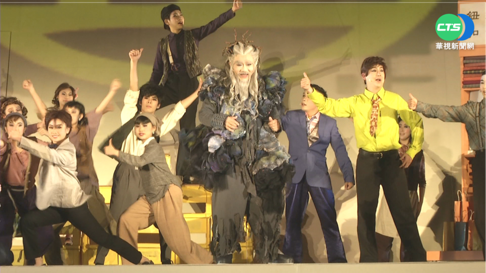 台灣燈會重頭戲"船愛" 氣勢磅礡民眾讚嘆