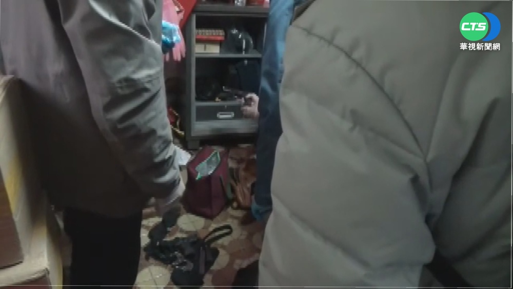 小軍火庫藏身古宅 警直搗古蹟破槍毒