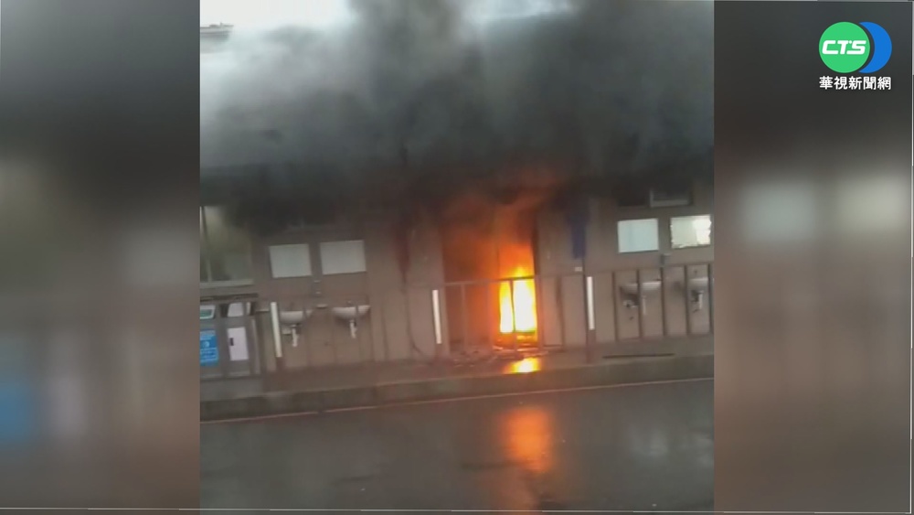 永和西服店深夜惡火 8旬翁昏迷搶救