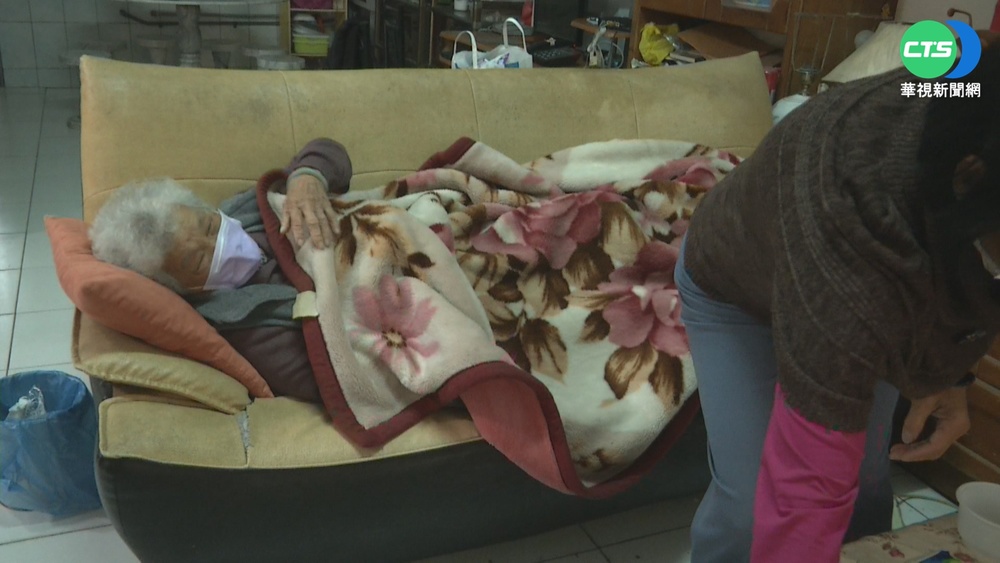 抗寒神物 "阿嬤毛毯"超保暖 業績飆3成