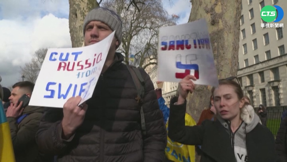 反戰示威遍布俄51城市 逾1700人被捕