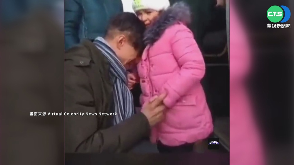 基輔湧現逃難潮 唯一開門商店賣刀槍