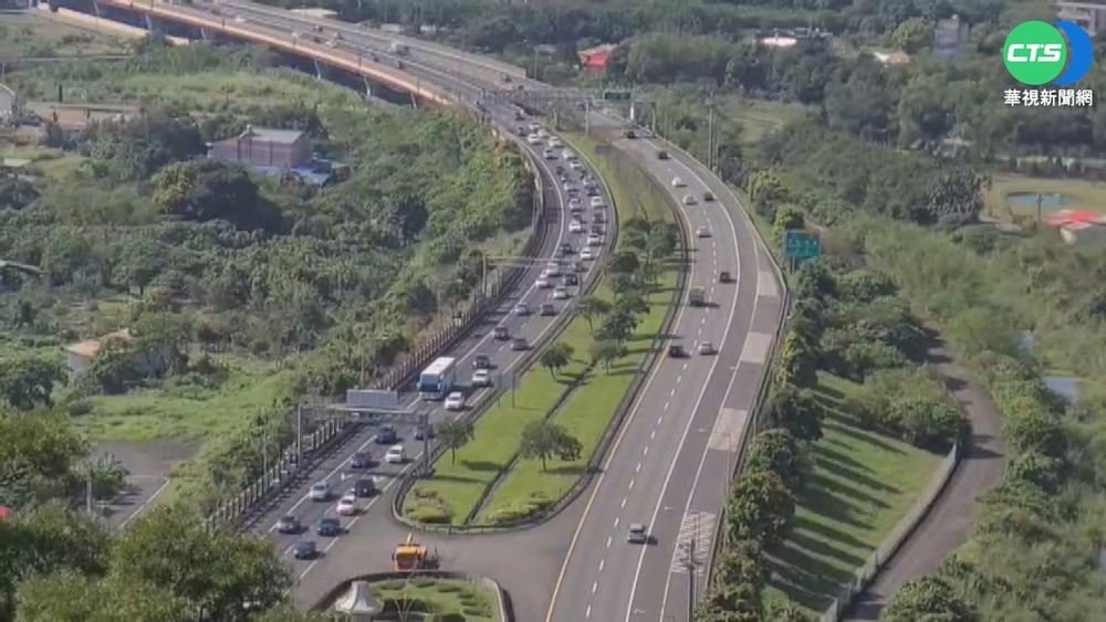 國道今湧返鄉車潮! 國五恐塞到晚上8點