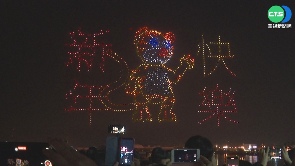 高雄燈會搭連假人潮 高捷.輕軌運量新高