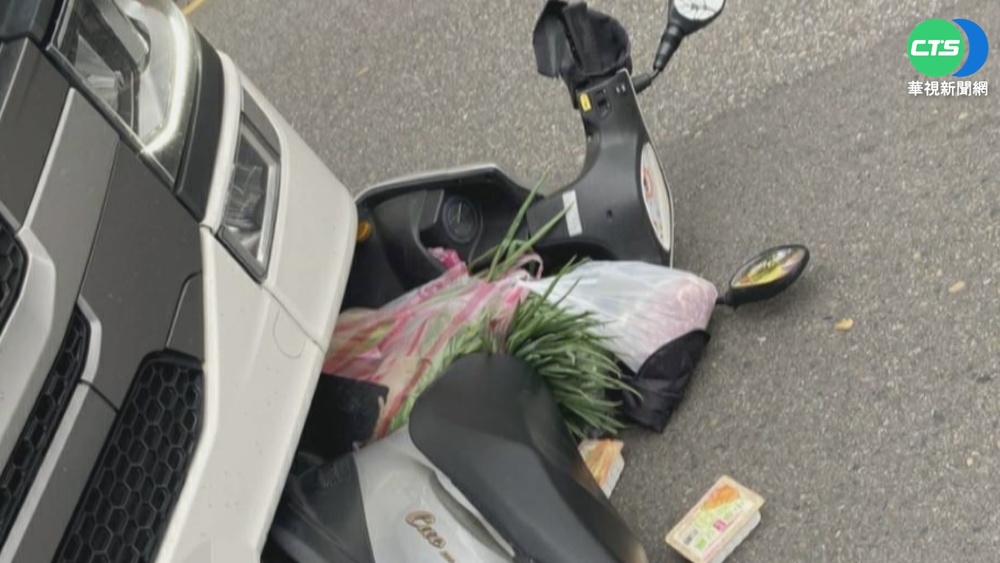 曳引車追撞機車 騎士當場傷重不治