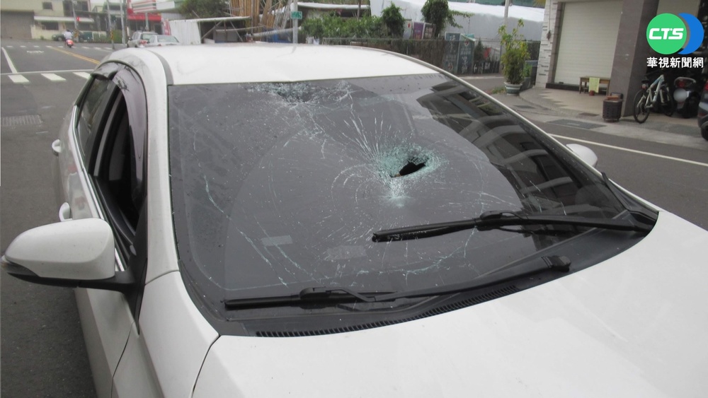 8旬翁騎單車路口遭撞飛 頭部重創亡