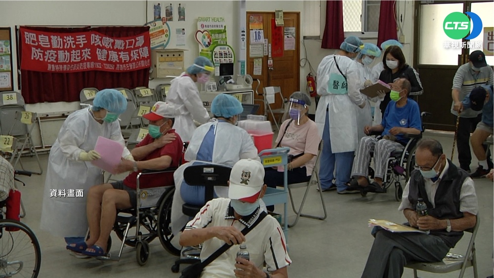 老人打疫苗領500元禮券 高雄加碼200元