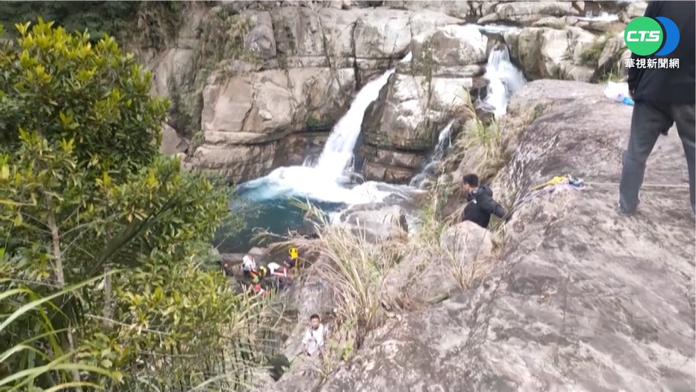 劇組"神仙谷"取景 2工作人員墜谷不治