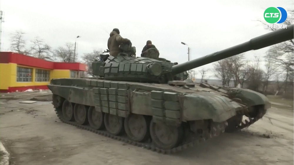 敖德薩少女提槍護城 無人機加掛汽油彈