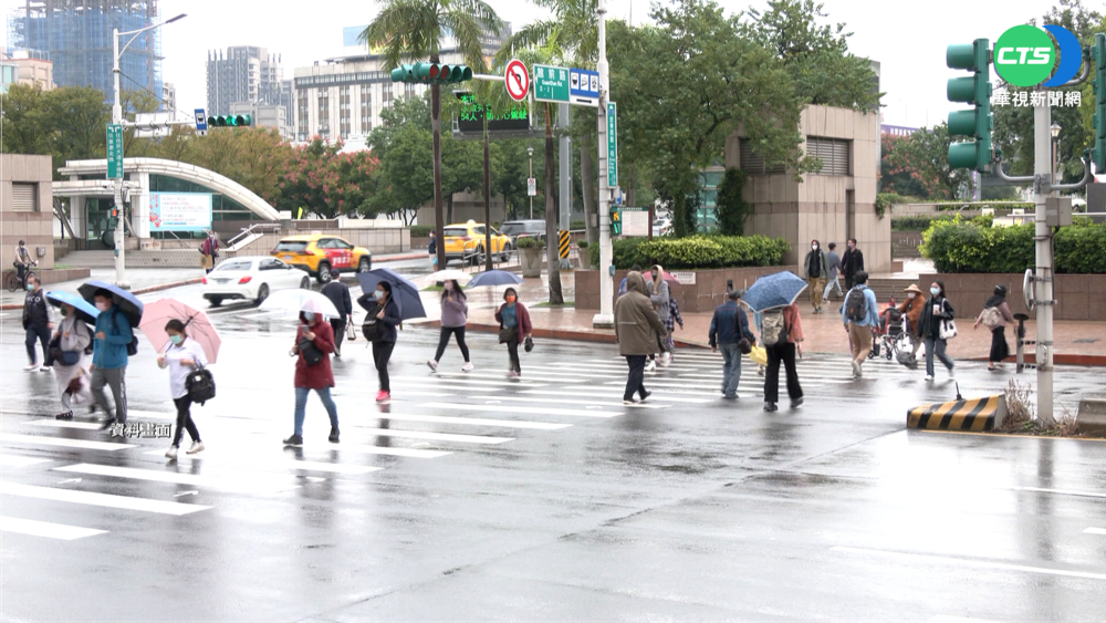 鋒面報到今夜變天! 越晚越濕冷"北部有感"