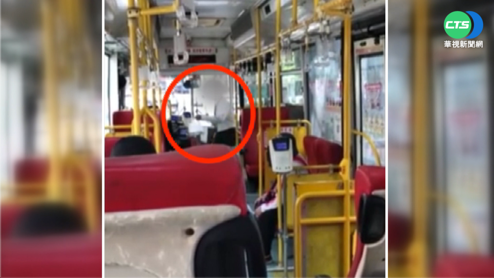 公車司機"消失"買便當 乘客投訴浪費時間
