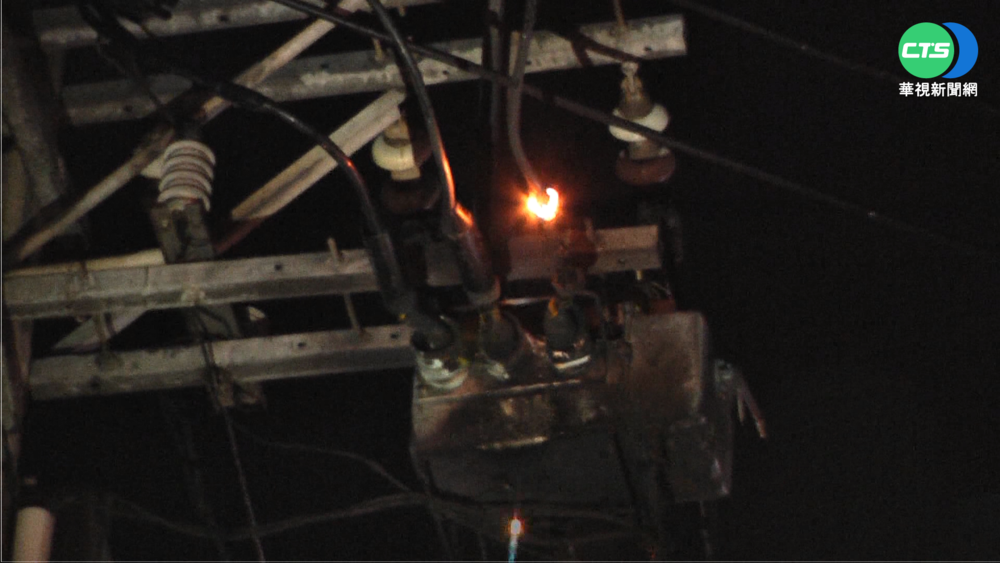 內湖3千戶停電 疑鳥叼鐵線築巢釀禍