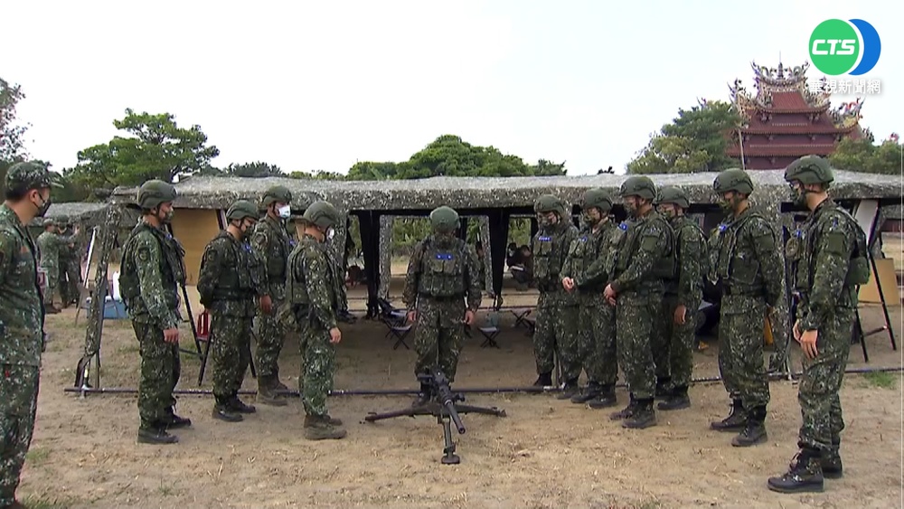 203旅砲兵教召第3天! 槍枝機械訓練登場