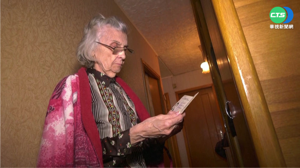 歷經二戰後倖存... 8旬婦晚年再遭逢戰火