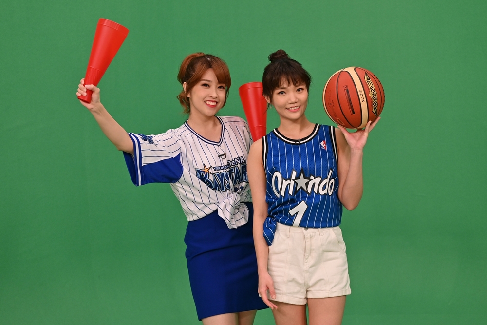 林淳霈綠幕前打籃球自High 林奕雯迷上熱血F1賽事