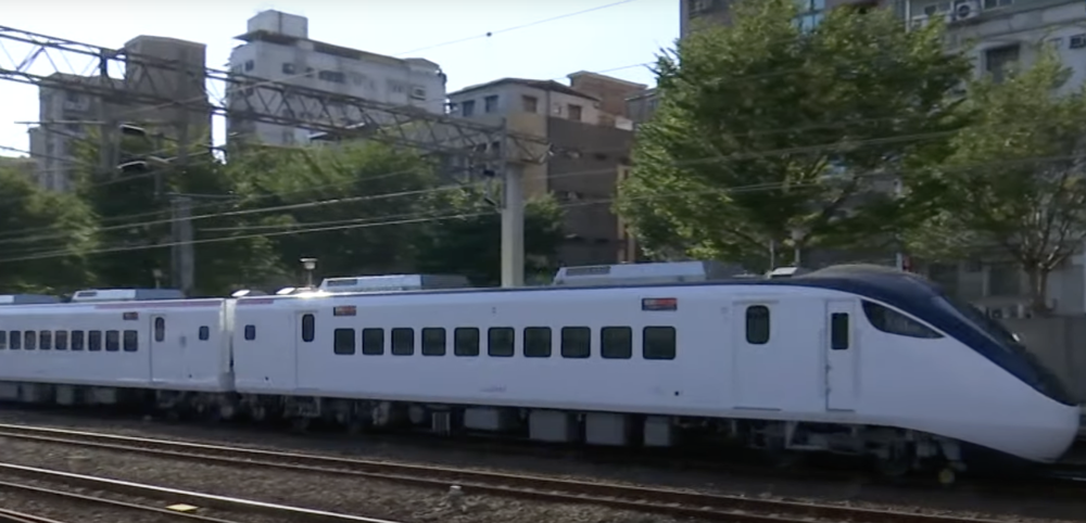 台鐵清明連假加開5列次「EMU3000」3/27起開放訂票