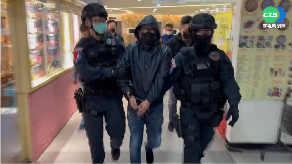 上錯車被趕當街開槍 警3小時攻堅逮人