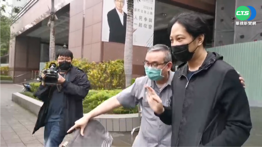 涉背信削9千萬 胡亦嘉1千萬.妻50萬交保