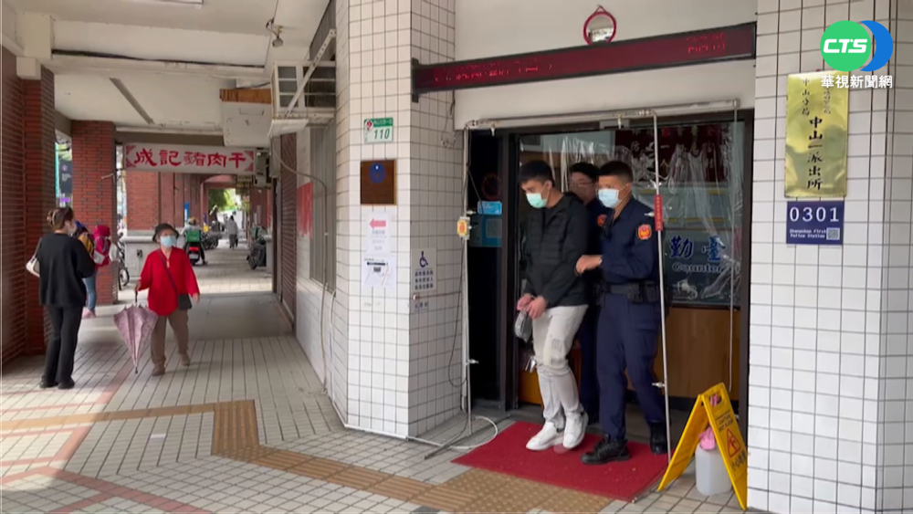 情侶走路上遭毆 囂張嫌持刀警局門口堵人