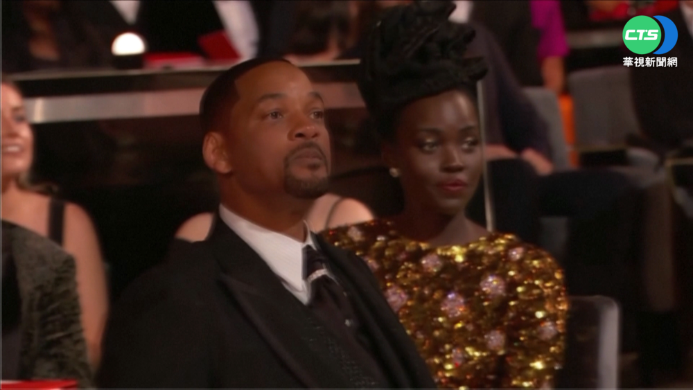 不滿老婆被嘲笑 威爾史密斯衝上台揍人