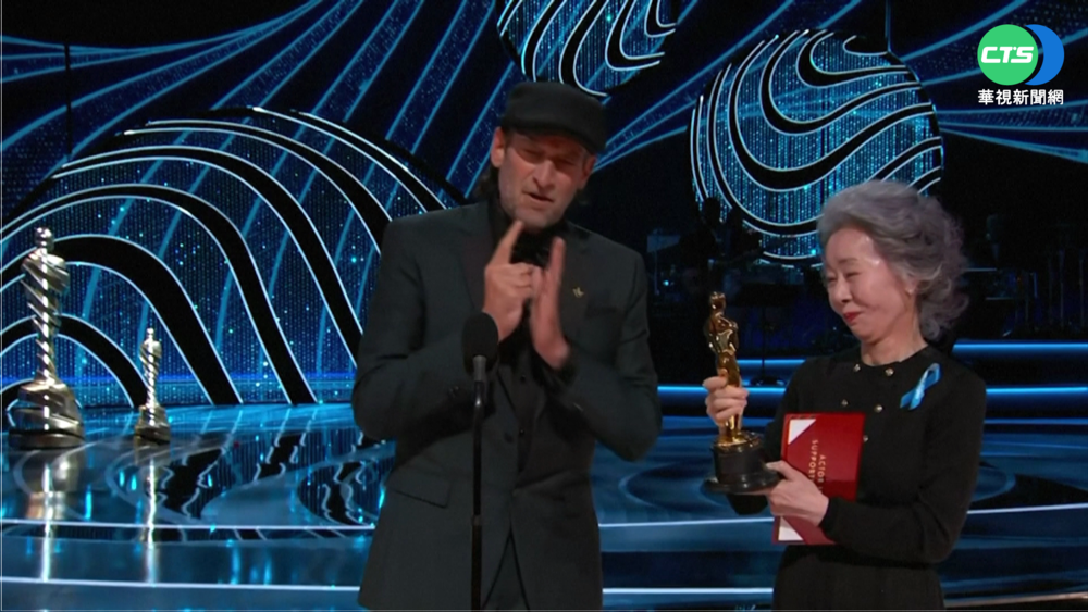 上台打主持人10分後 威爾史密斯奪影帝